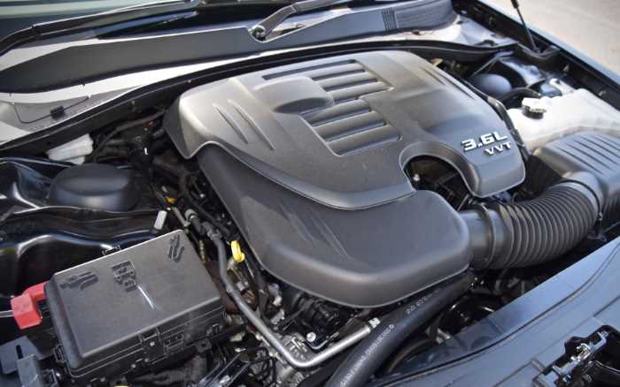 2022 Chrysler 300 Engine