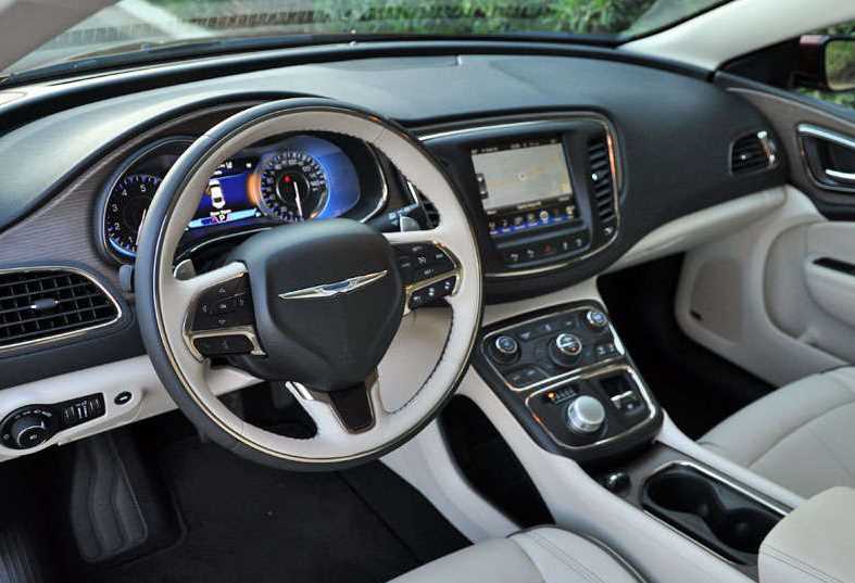 2022 Chrysler 200 Interior