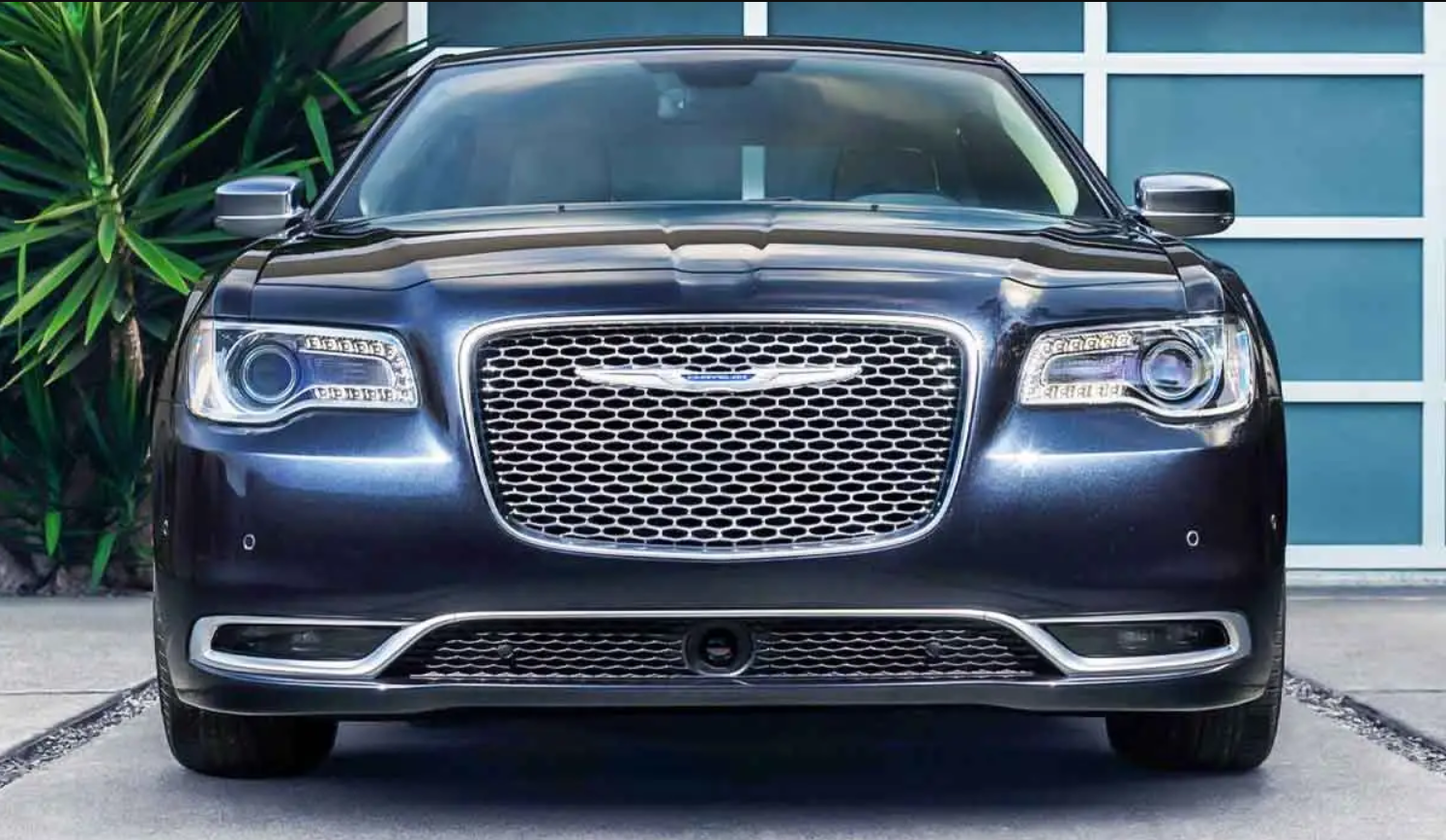 2022 Chrysler 300 C Luxury Exterior