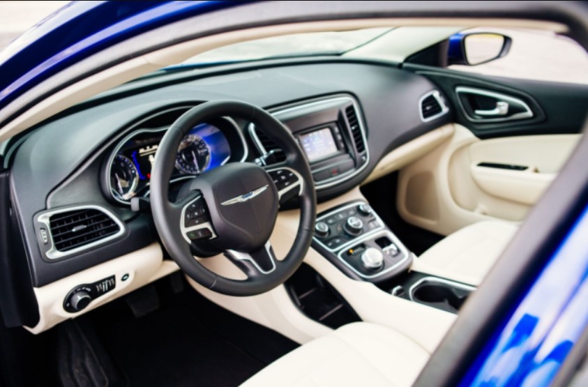 2023 Chrysler 200 Model Interior
