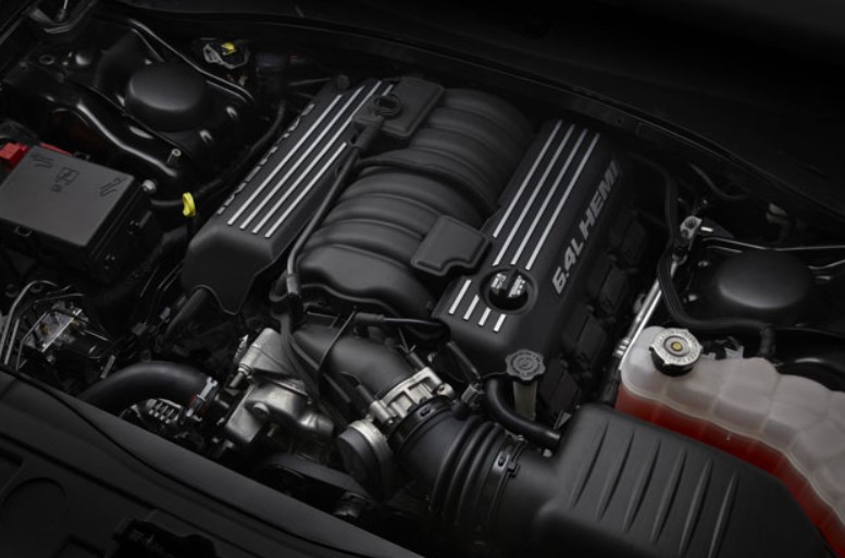 2023 Chrysler 300 S Engine
