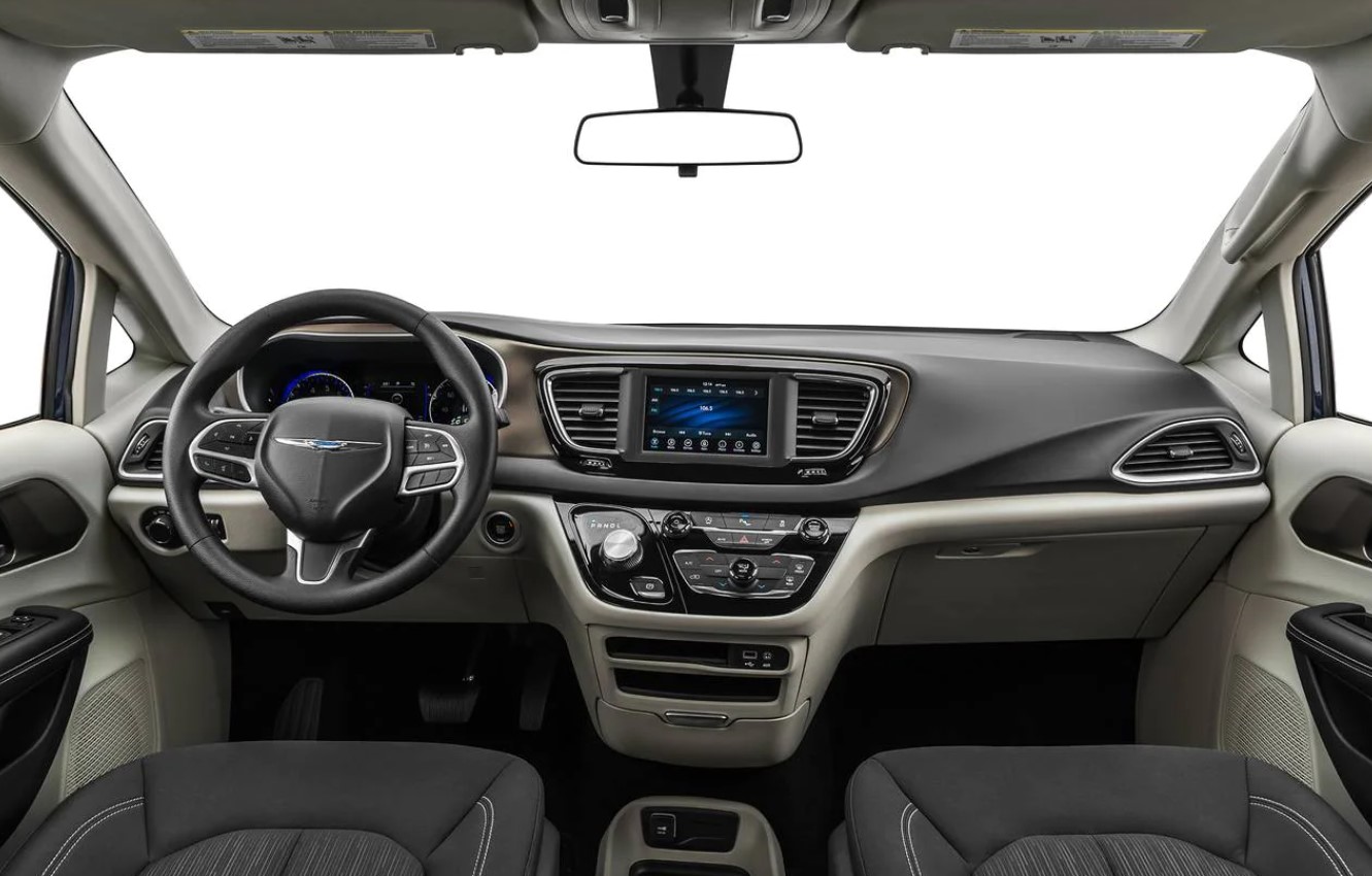 2023 Chrysler Voyager Interior