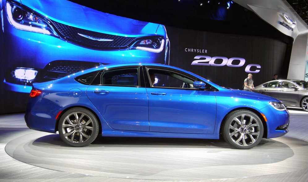 2022 Chrysler 200 Exterior