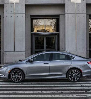 Why Chrysler 200 Discontinued