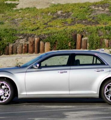 New 2022 Chrysler 300 Price, Colors, Interior