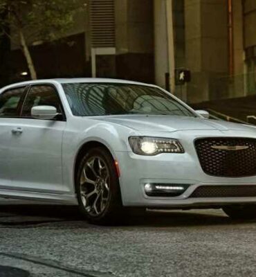 New 2022 Chrysler 300 SRT Redesign, Price, Specs