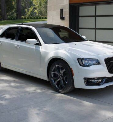 New 2023 Chrysler 300 Interior, Price, Redesign