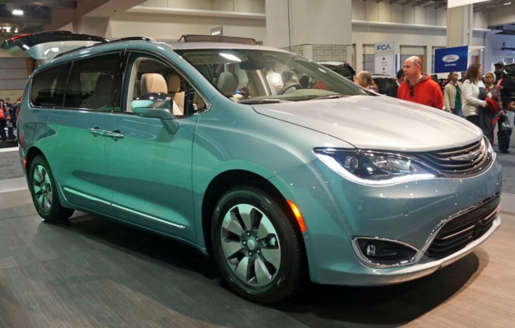 2023 Chrysler Pacifica Exterior