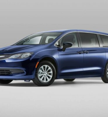 New 2023 Chrysler Voyager Review, Interior, Engine