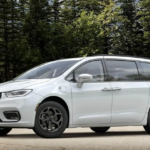 The 2025 Chrysler Pacifica Exterior 2