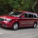 2025 Chrysler Town And Country Exterior 2