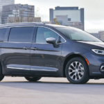 2024 Chrysler Minivan Exterior 2