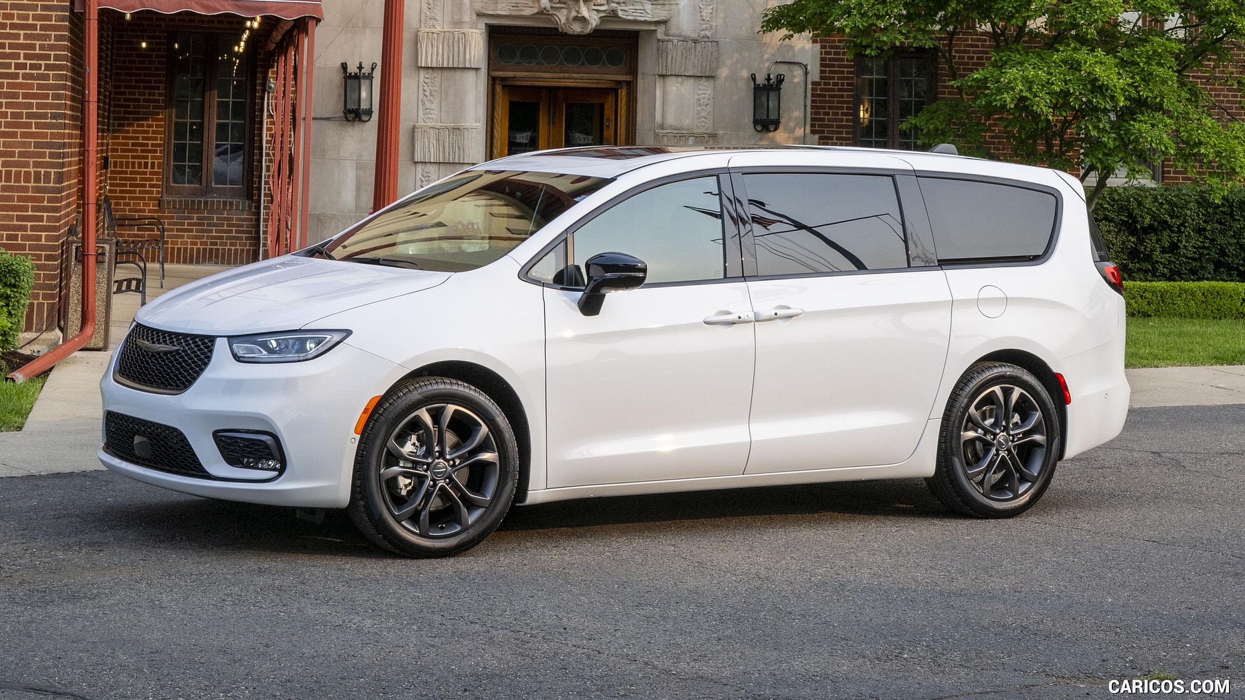 Chrysler Pacifica 100th Anniversary Edition 2026MY Chrysler Pacifica 100th Anniversary Edition 2026MY